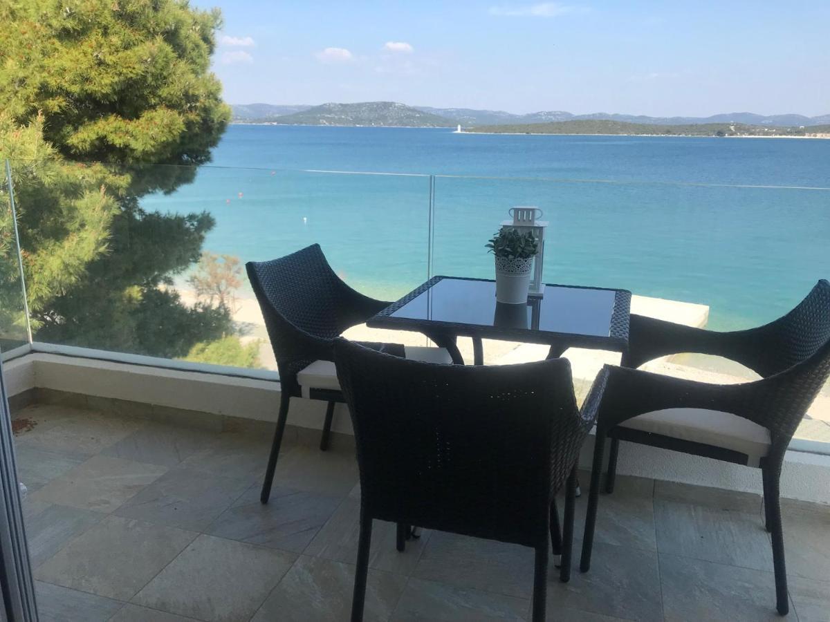 Apartament Danica Murter *