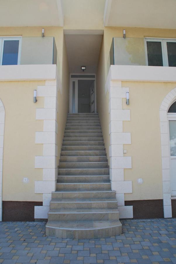 Apartament Danica Murter *