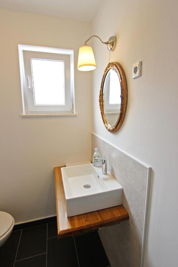 Danica Murter Apartment